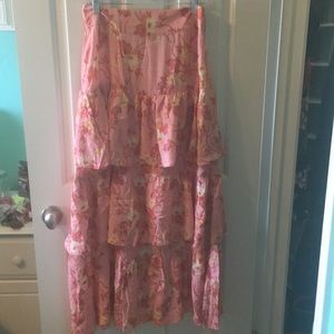 Tiered floral maxi skirt